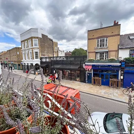 Bijou Flat On Broadway Market London Exterior foto